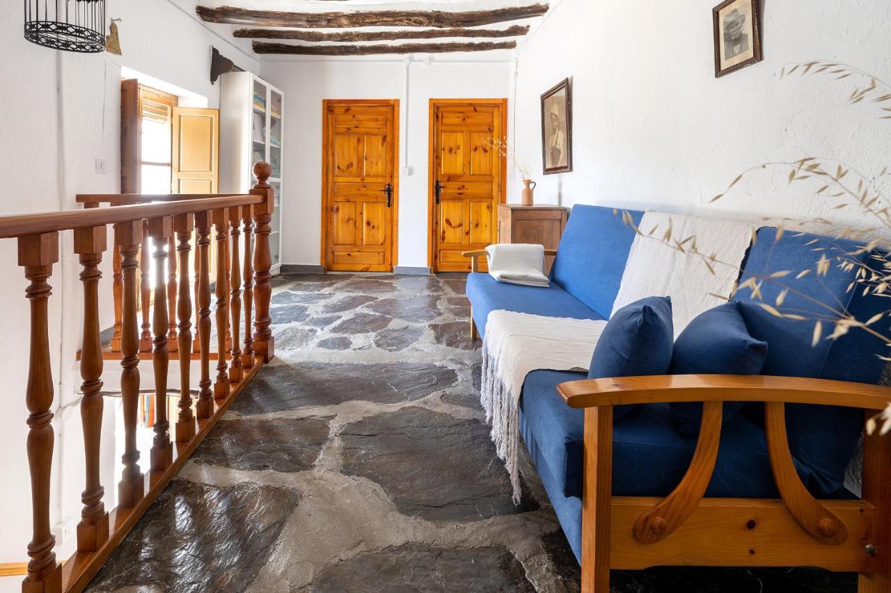 Casa Rural El Fuerte De Atabuey Trevélez Екстериор снимка