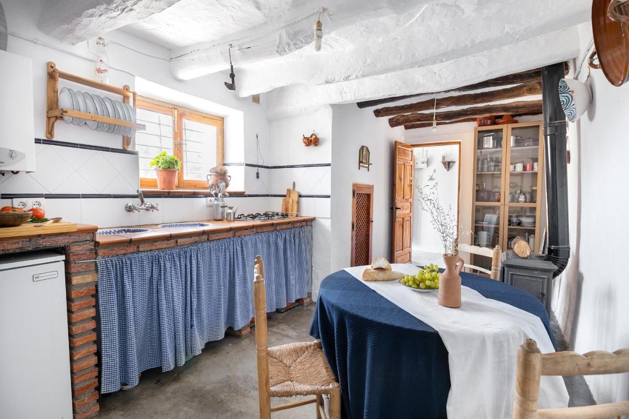 Casa Rural El Fuerte De Atabuey Trevélez Екстериор снимка