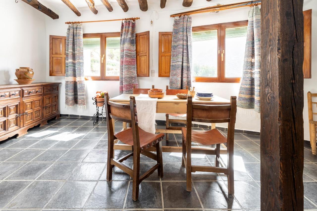 Casa Rural El Fuerte De Atabuey Trevélez Екстериор снимка