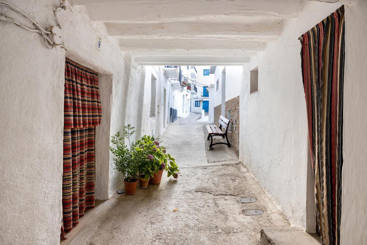 Casa Rural El Fuerte De Atabuey Trevélez Екстериор снимка